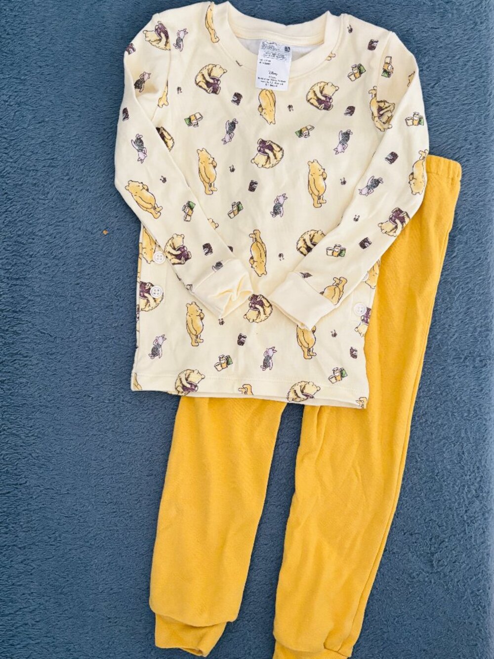 UNIQLO Disney Winnie the Pooh Pajama Set Kids Size 3Y Yellow